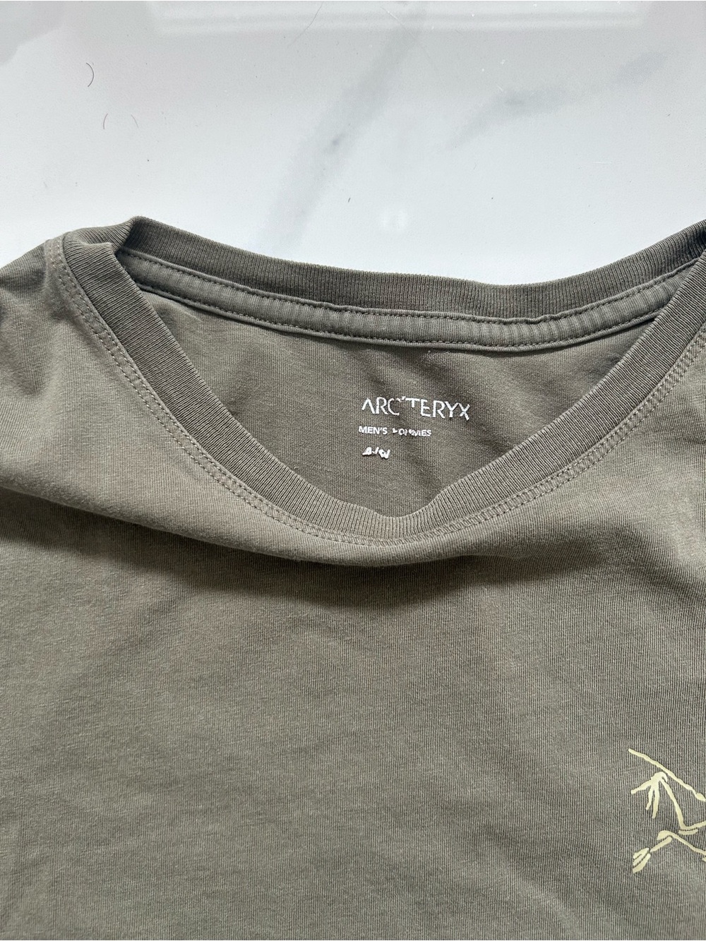 Men’s green arc teryx tee - Picture 2 of 4